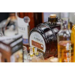 Paprocky Single Malt Beczka 2,2L 40% – Zestaw z Szklankami