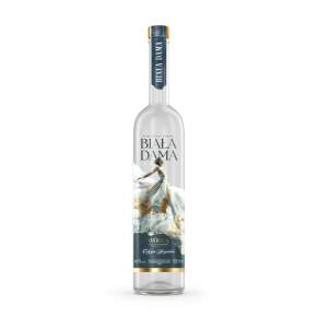 Biała Dama Weselna Edycja Specjalna 0,5 l 40% – elegancka polska wódka weselna, siedmiokrotnie filtrowana i ręcznie wytwarzana.