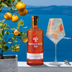 Whitley Neill Blood Orange 0,7 l 41,3% – premium gin o intensywnym aromacie czerwonych pomarańczy, cytrusów i jałowca. Idealny d