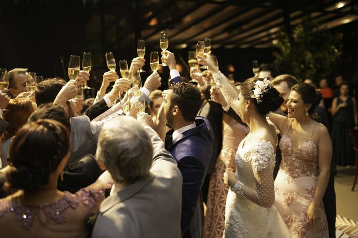 Kiedy jest najlepszy moment na zakup alkoholu na wesele?